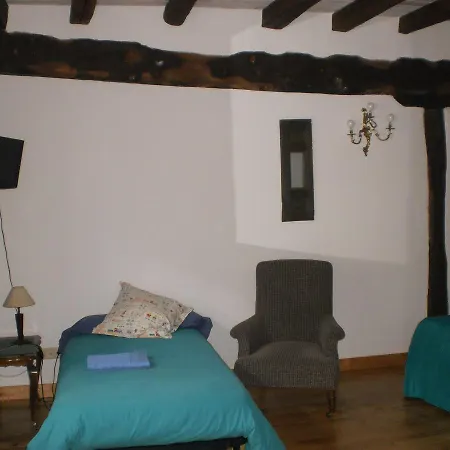 Larraenea Bed And Breakfast-2